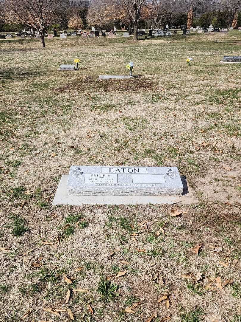 Philip R. "Phil" Eaton's grave. Photo 2