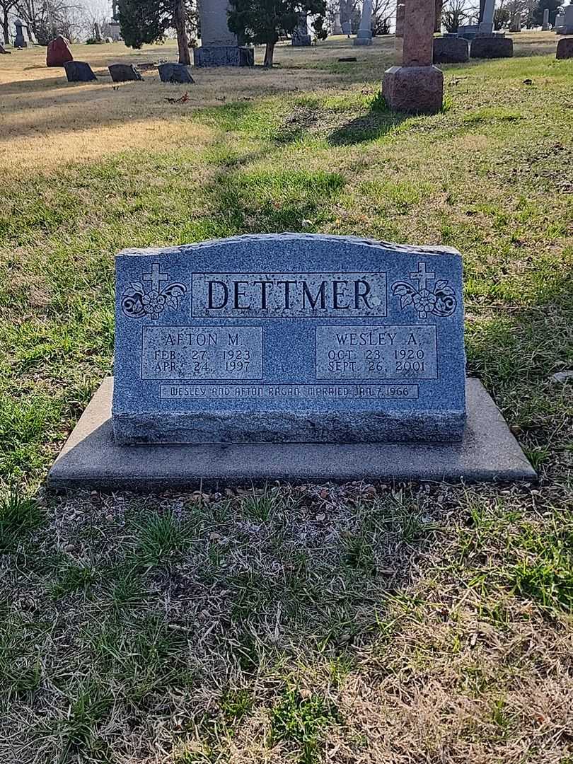 Afton Margurite Dettmer's grave. Photo 3