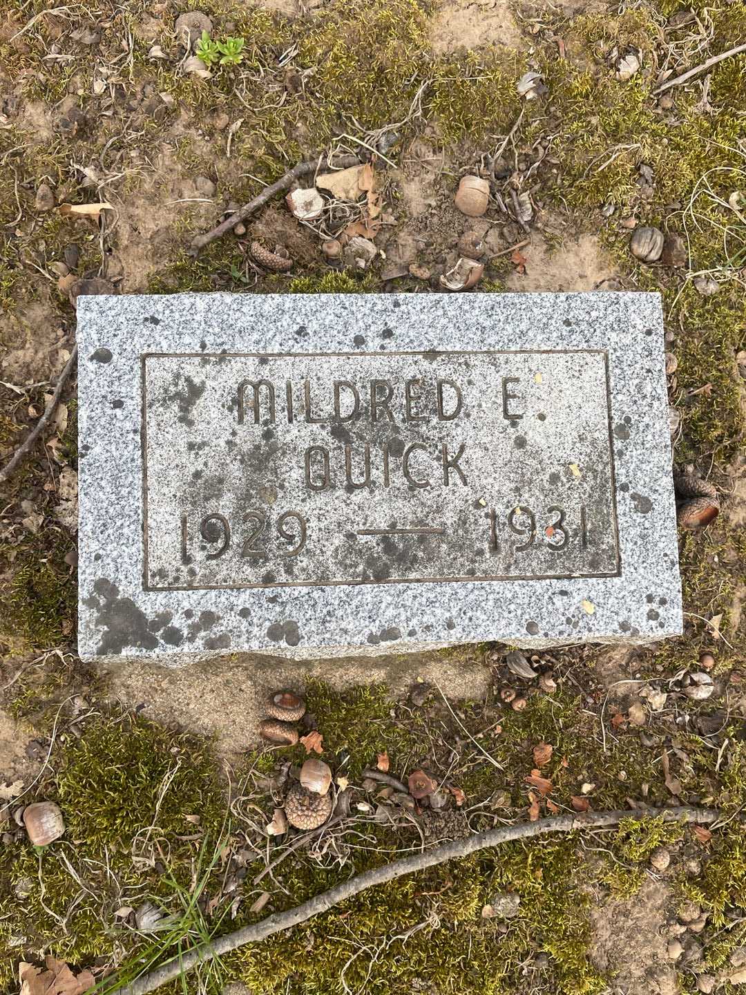 Mildred Eleanor Quick's grave. Photo 3