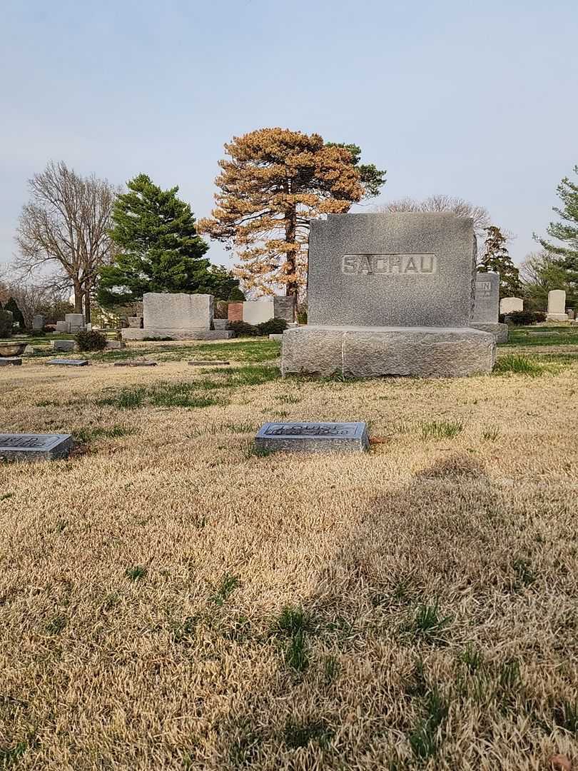 Louise Sachau Cook's grave. Photo 2