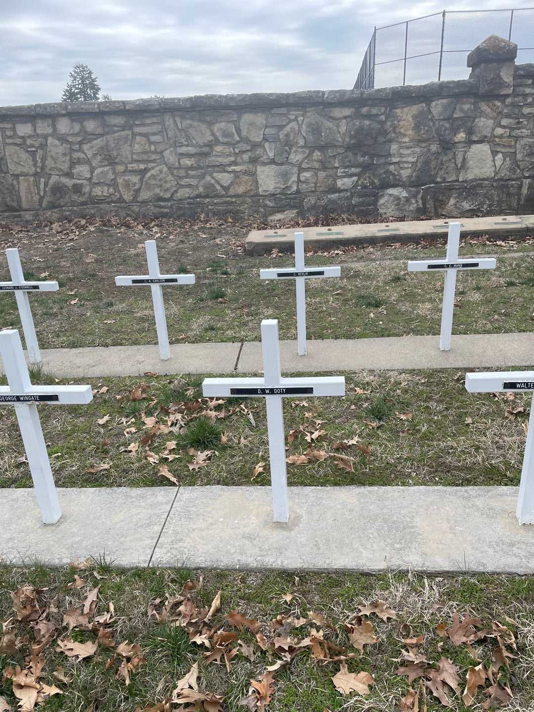 D. W. Doty's grave. Photo 2