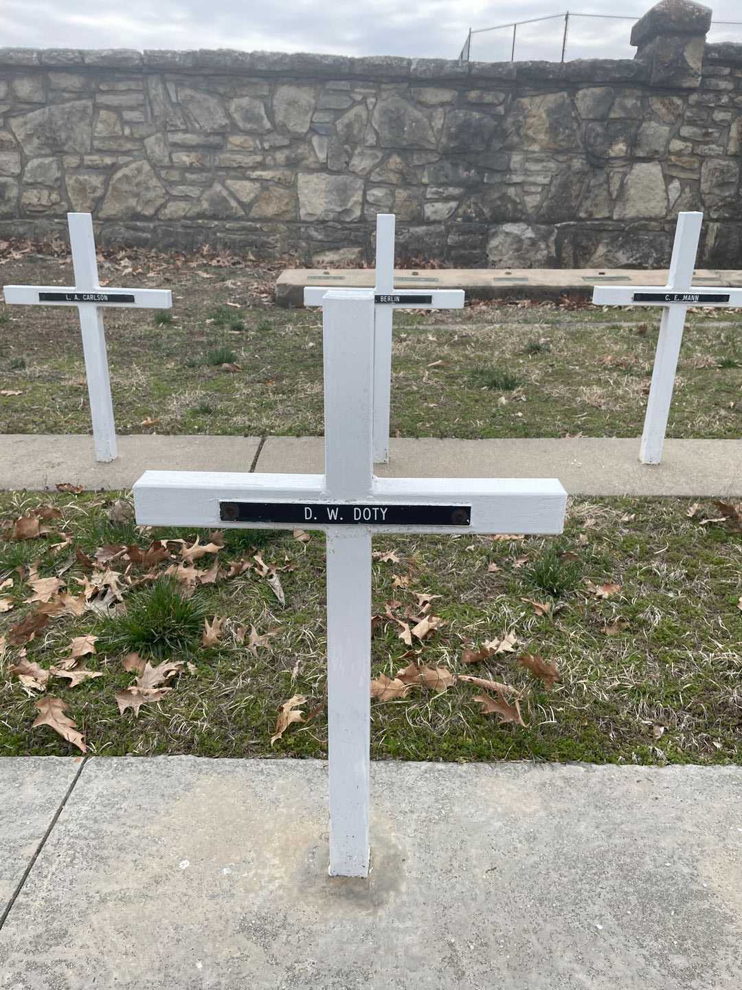 D. W. Doty's grave. Photo 3