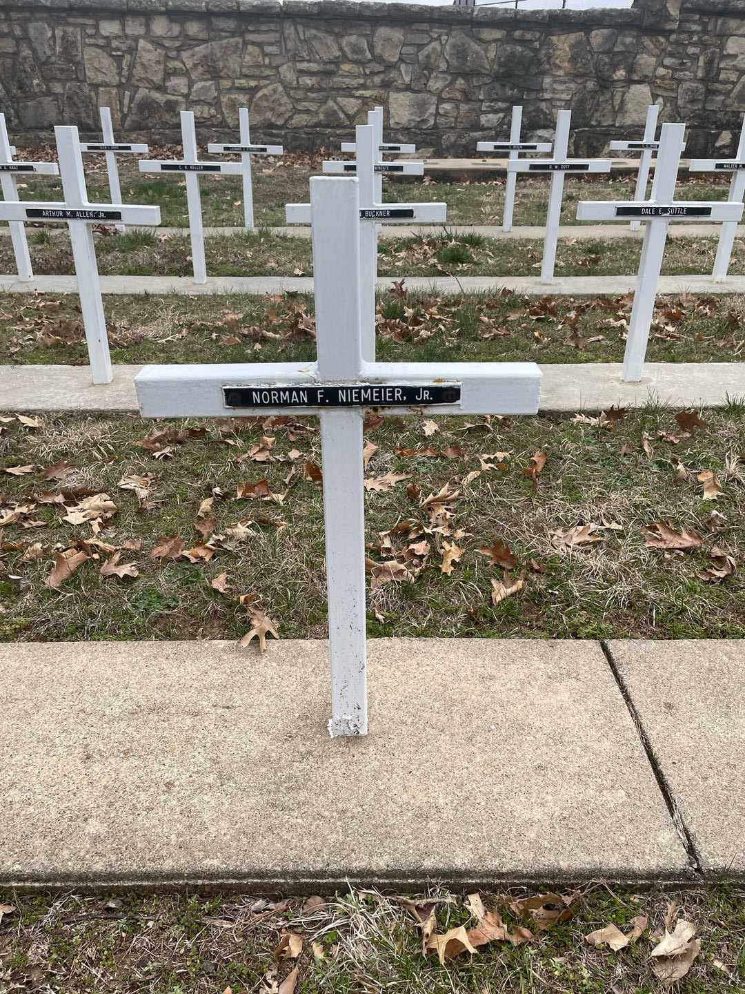 Norman F. Niemeier Junior's grave. Photo 3
