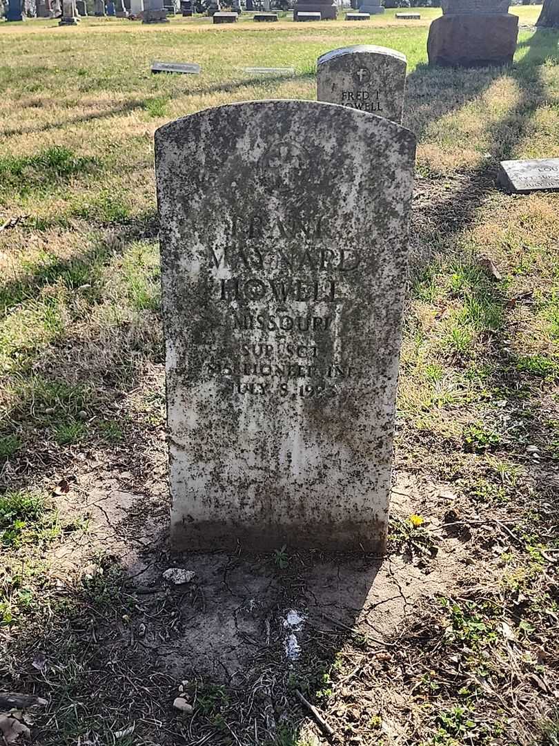 Frank Maynard Howell's grave. Photo 3