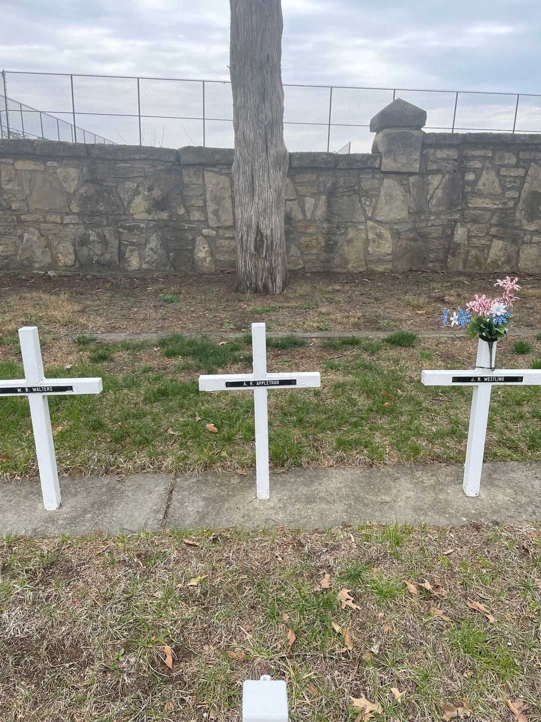 A. R. Appletrad's grave. Photo 2