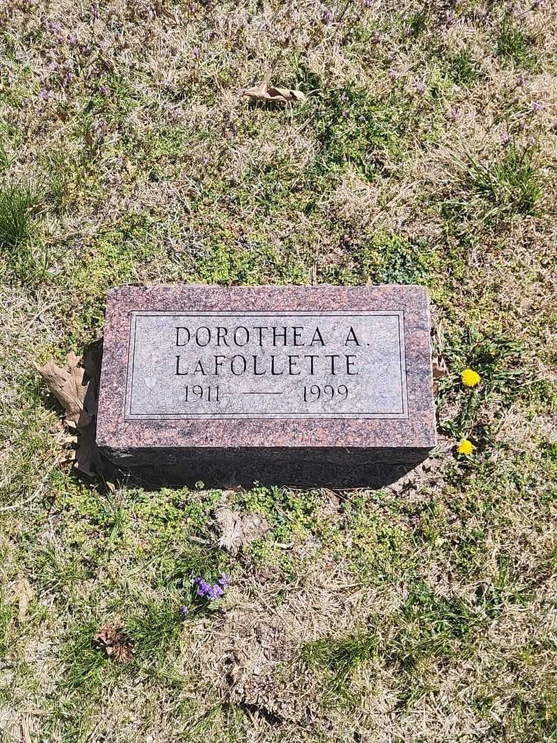 Dorothea A. LaFollette's grave. Photo 3