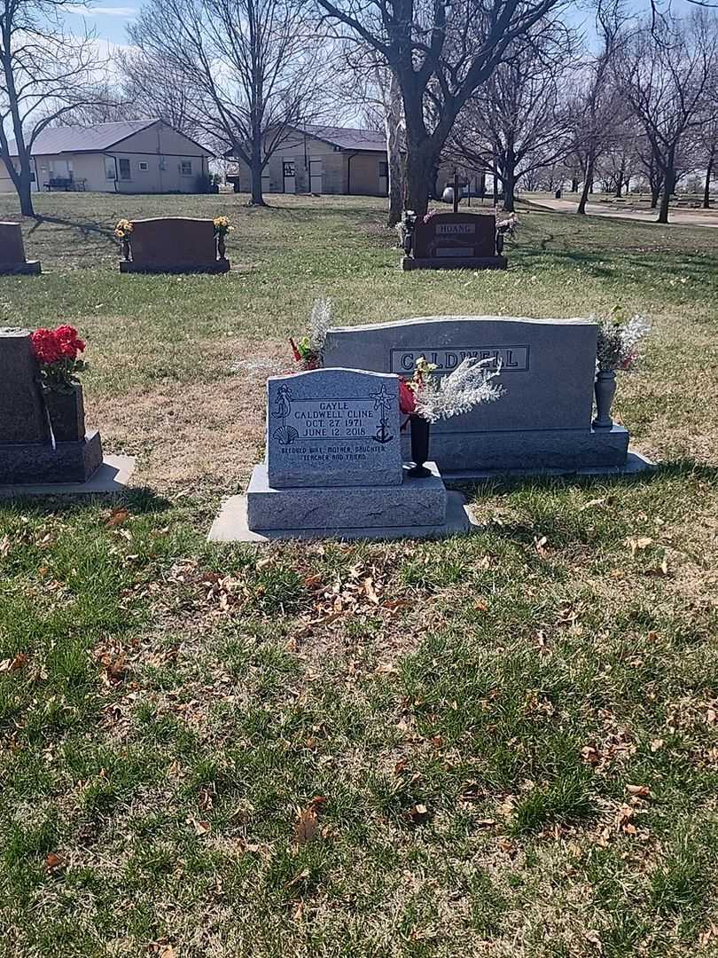 Gayle Caldwell Cline's grave. Photo 2
