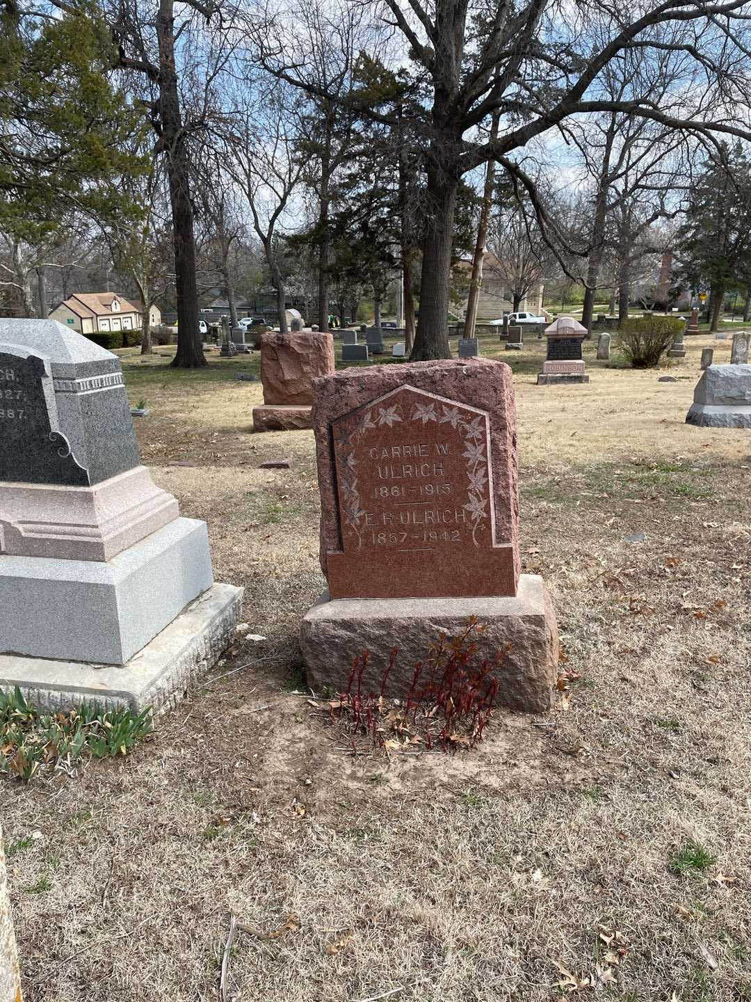E. H. Ulrich's grave. Photo 2