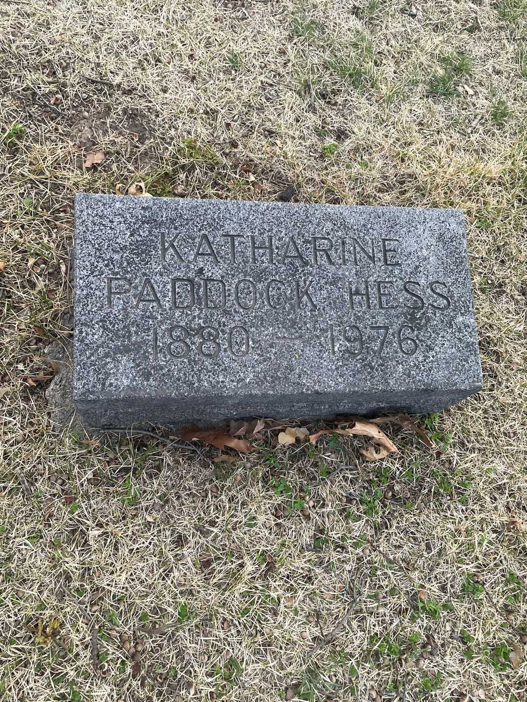 Katharine Paddock Hess's grave. Photo 3