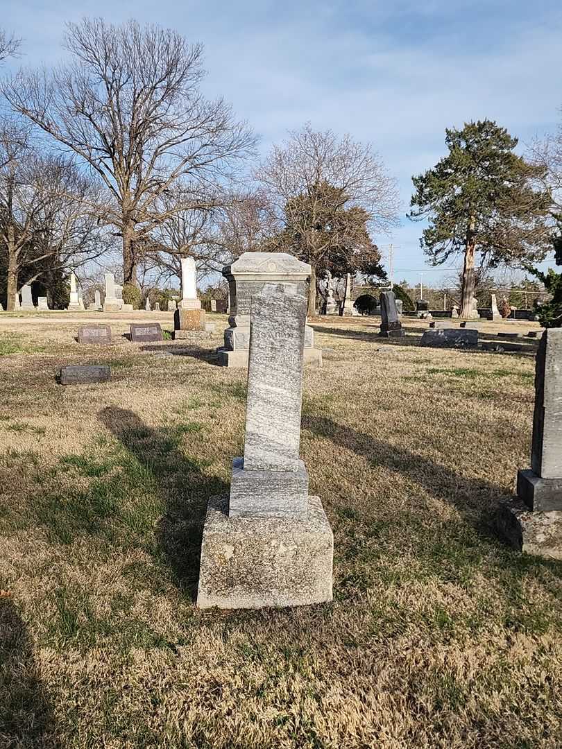 Jacob Shull's grave. Photo 2