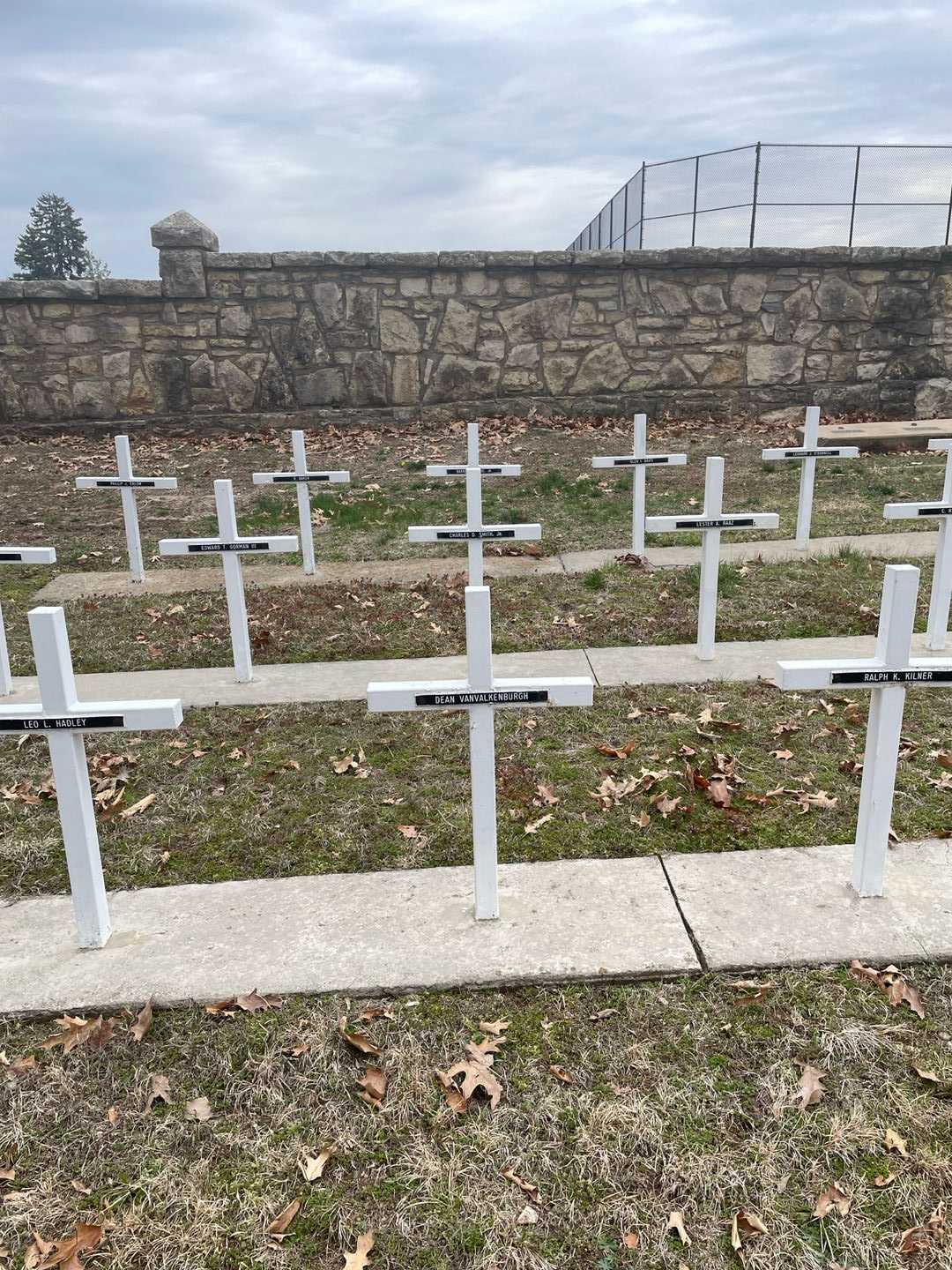 Dean Vanvalkenburgh's grave. Photo 2