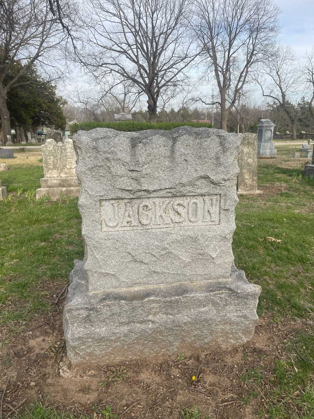 Amelia L. Jackson's grave. Photo 1