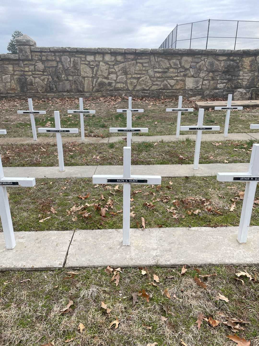 Ralph K. Kilner's grave. Photo 2