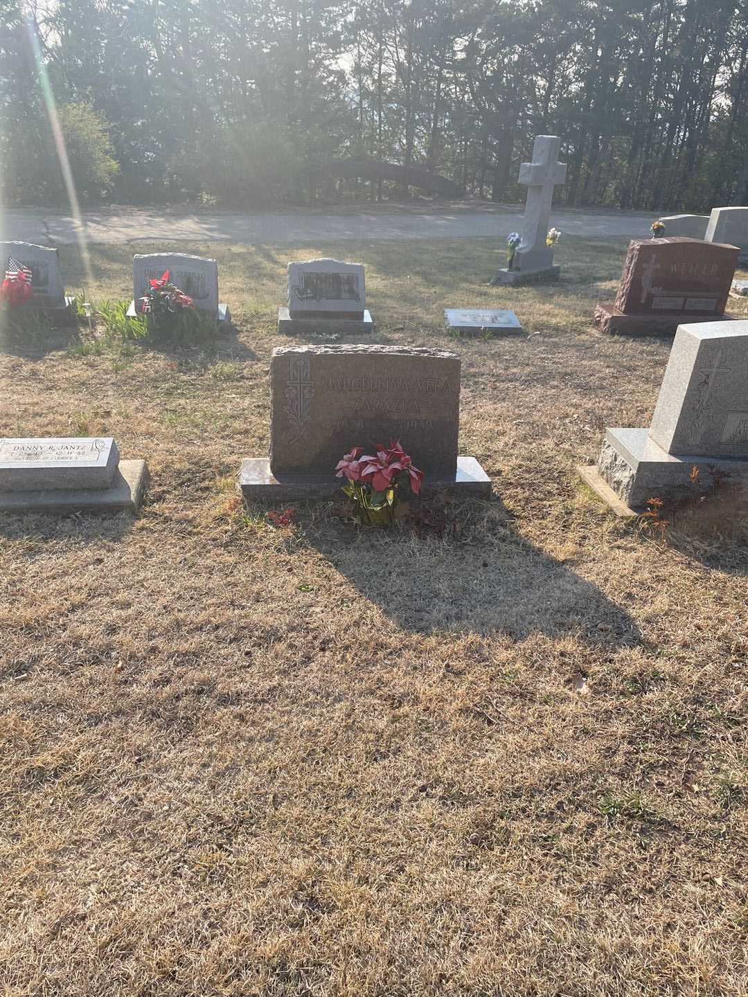 Marcellina Vera Zarazua's grave. Photo 2