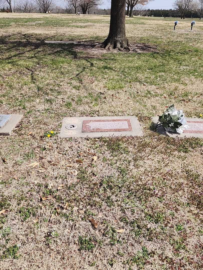 Katherine R. Cain's grave. Photo 2