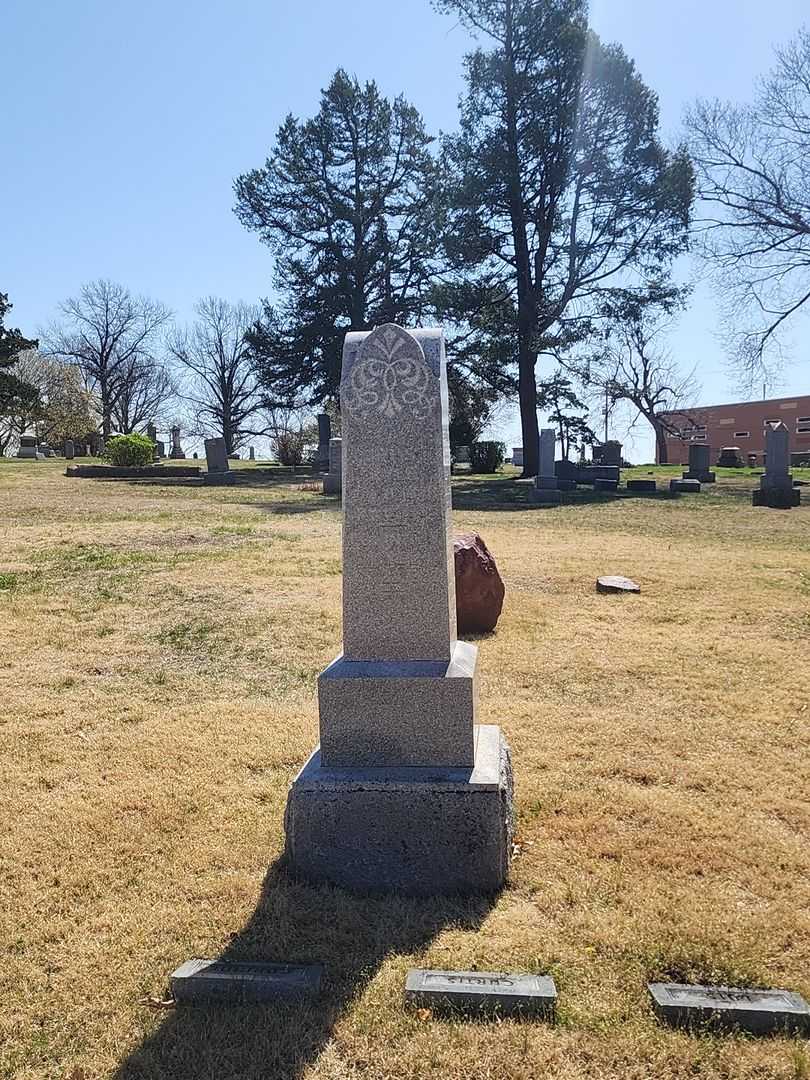 Curtis Hernon Kyle's grave. Photo 2