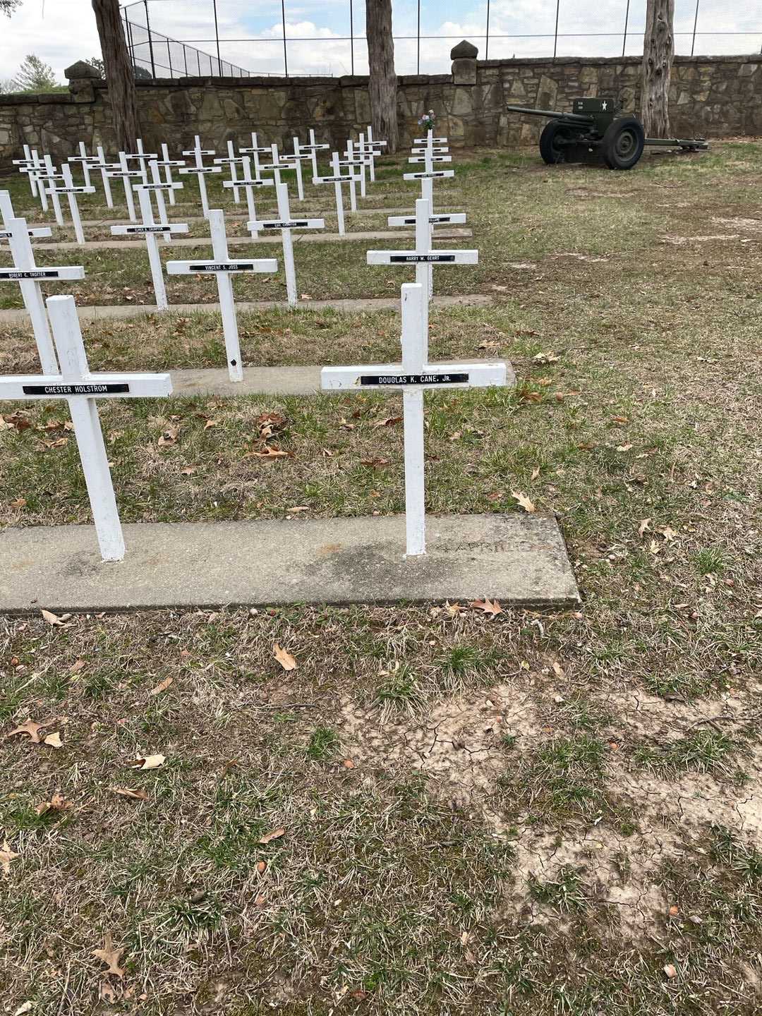 Douglas K. Cane Junior's grave. Photo 2